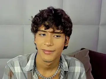 Stripchat Sex Cam of d3rke_666
