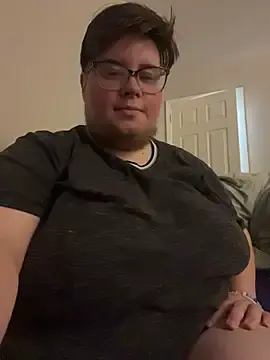 Stripchat Watch Live Sex Cams of femboyphoenix