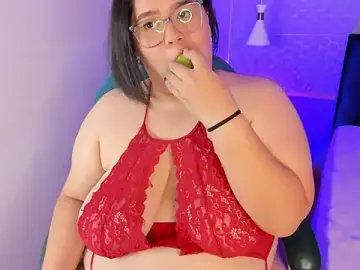 Stripchat Best live sex cam show of Nyra_Moon