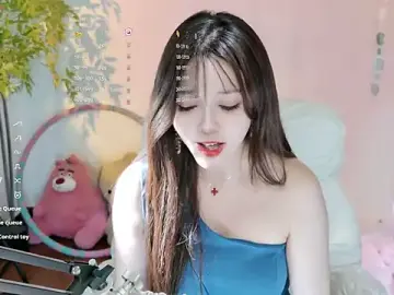 Stripchat Adult Webcam of Yiluo95