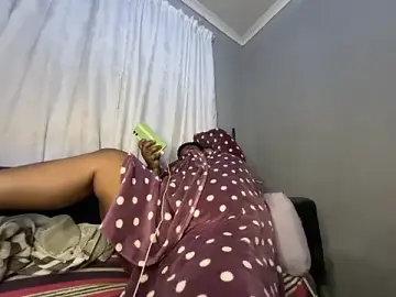 Stripchat Free Porn Cam of Sexybella-97