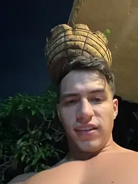 Stripchat Adult Webcam of Jamess_White