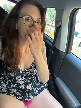 Stripchat Live Sex Cam of BeautifulMesss