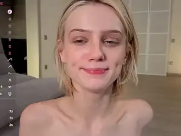 Stripchat Watch Live Sex Cams of Evangel11