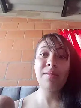 Stripchat Live Sex Cam of kattysmith_777
