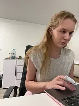 Stripchat Live Sex Cam of Ketitull