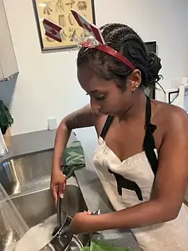 Stripchat Watch Live Sex Cams of Your_Paris