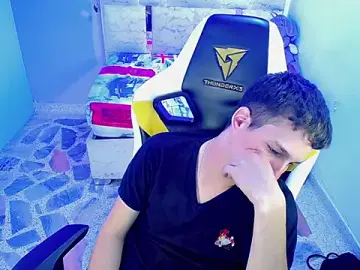Stripchat Best live sex cam show of El_rubioo_