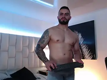 Stripchat Free Porn Cam of tony_goldstein