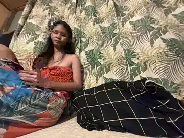 Stripchat Live Sex Cam of asya_chris