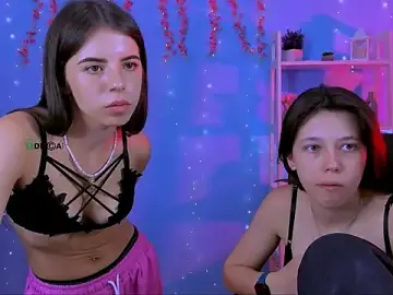 Stripchat Best live sex cam show of lyra_desire