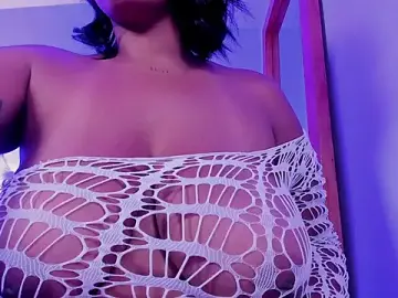 Stripchat Live Porn of lia_mariana