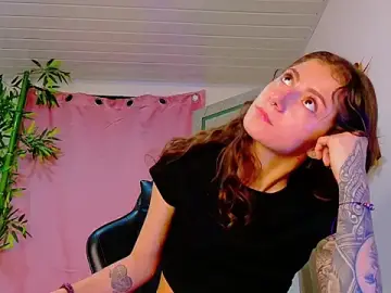 Stripchat Sex Cam of scarlet-jonesx