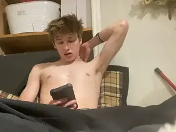Stripchat Best Webcam of yourwhiteboy1