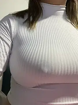 Stripchat Free Porn Cam of ruby_santana777