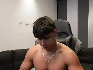 Stripchat Sex Cam of Bray_Kevin