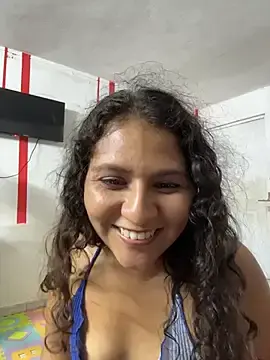 Stripchat Watch Live Sex Cams of Mia-miauuuuu