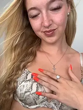 Stripchat Live Sex of emilypeperoni