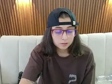 Stripchat Live Sex Cam of feelena_mysoull