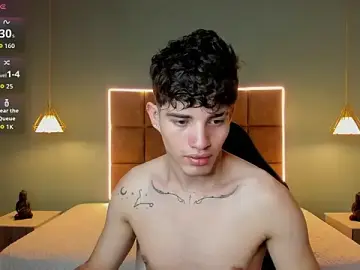 Stripchat Free Live Porn of AlejooTwink