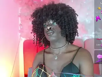 Stripchat Free Live Porn of puca_ebony