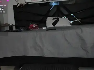 Stripchat Sex Cam of Sara_Bdsm_
