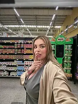 Stripchat Best live sex cam show of Alirawrz