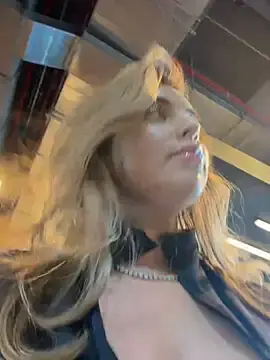 Stripchat Sex Chat of Alirawrz
