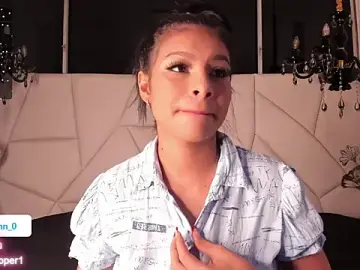 Stripchat Live Sex of Aliysson_cooper