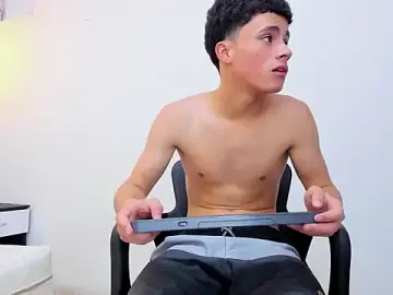 Stripchat Free Live Porn of Stiven_Cooper2