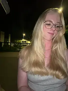 Stripchat Adult Video Chat of EllyNora