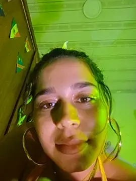 Stripchat Watch Live Sex Cams of LaurenWelly_