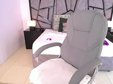 Stripchat Best live sex cam show of JeinnoveMontenegr0