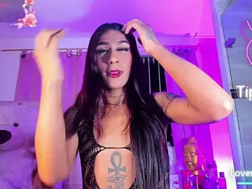 Stripchat Sex Cam of goddess_dirty_hotts