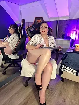 Stripchat Watch Live Sex Cams of Jenifer_cruz