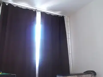 Stripchat Free Porn Cam of leogol177