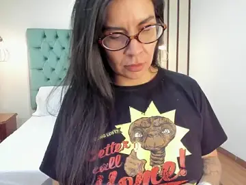 Stripchat Watch Live Sex Cams of Hannah_Cross