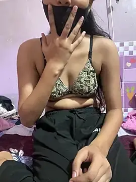 Stripchat Watch Live Sex Cams of Sandhya_77