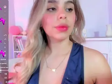 Stripchat Live Sex Cam of crisbell_lopez