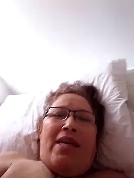 Stripchat Live Porn of Cessi50