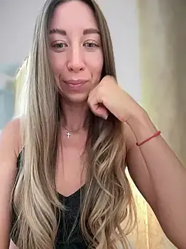 Stripchat Sex Cam of Eva_SweetCatt