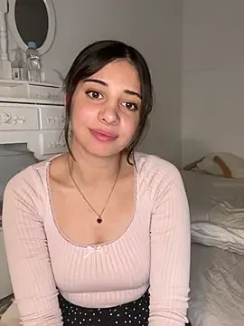 Stripchat Free Porn Cam of bellefleurrr