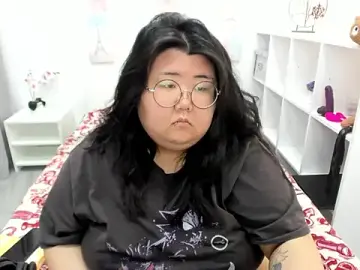 Stripchat Live Porn of Nadine_asian