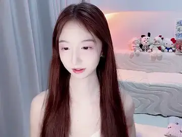 Stripchat Live Sex Cam of lucky-tt