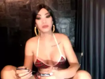 Stripchat Live Sex of ASIANHOTTIE_69