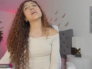 Stripchat Sex Cam of miss_catalinaa