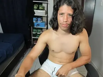 Stripchat Live Sex Cam of itstonnyX