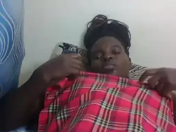 Stripchat Free Porn Cam of PrettyEve
