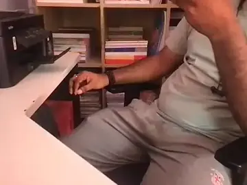 Stripchat Sex Cam of KingCobra_07