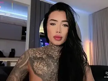 Stripchat Nude Webcam of belllbonniie